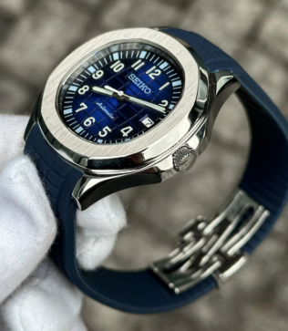 Seiko Aquanaut Double Blue